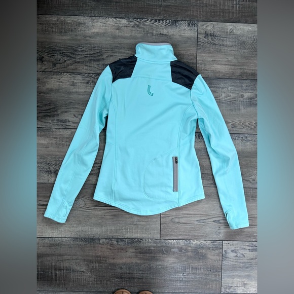 Lolë Pullover - Picture 3 of 5